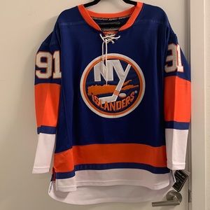 NEW WITH TAGS Reebok Tavares Islanders Jersey